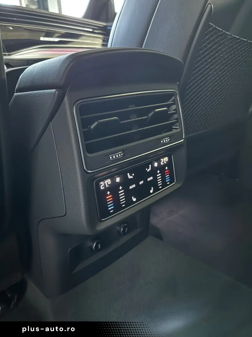 AUDI SQ8 SUV 4.0 TFSI  Pano 360  AHK 4-Z Leder