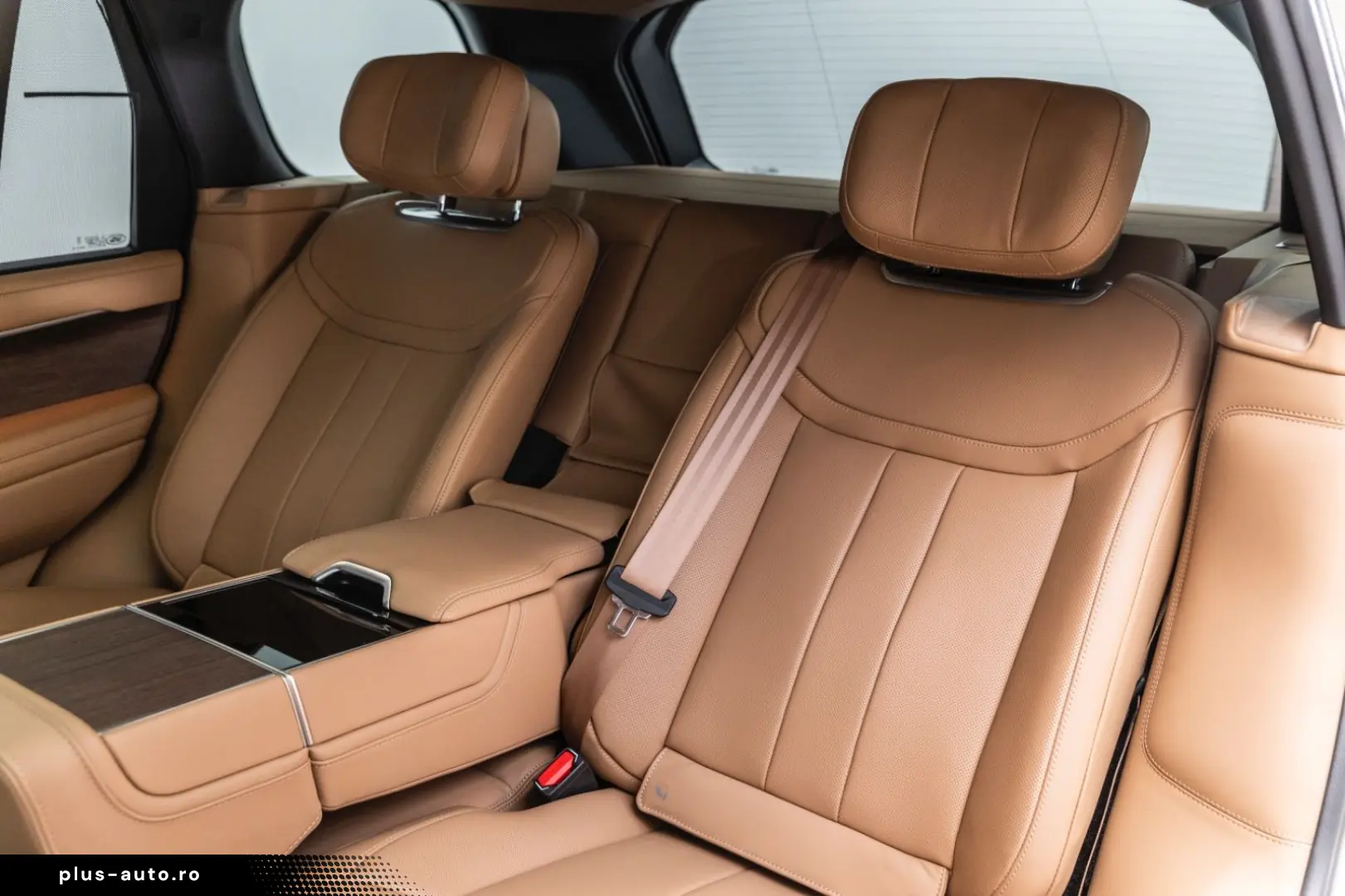 LAND ROVER P530 Autobiography LWB 23 Felgen Batumi Gold PPF