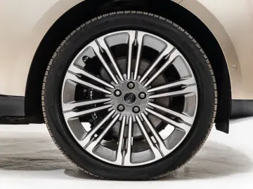 LAND ROVER P530 Autobiography LWB 23 Felgen Batumi Gold PPF