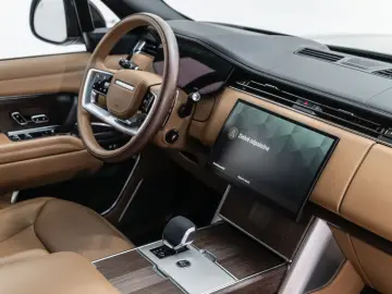 LAND ROVER P530 Autobiography LWB 23 Felgen Batumi Gold PPF