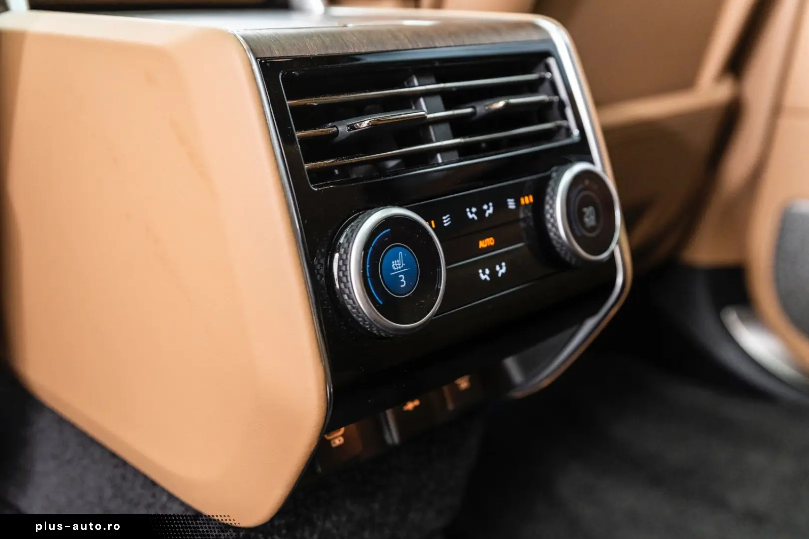 LAND ROVER P530 Autobiography LWB 23 Felgen Batumi Gold PPF