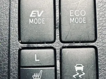 TOYOTA YARIS HYBRID  Fab 04.2020  1.5 HYBRID 100 Cp   Euro 6