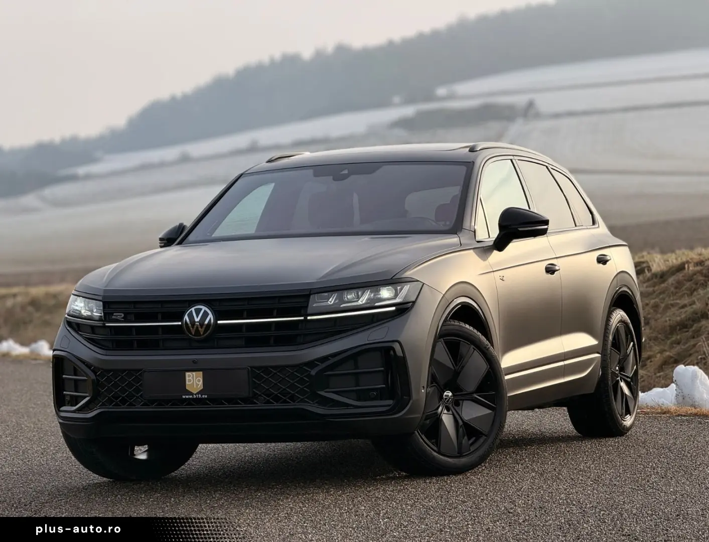 VW Touareg R-Line UNIKAT iQ AHK Stdhzg Softcl