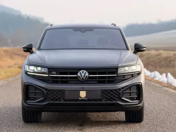 VW Touareg R-Line UNIKAT iQ AHK Stdhzg Softcl