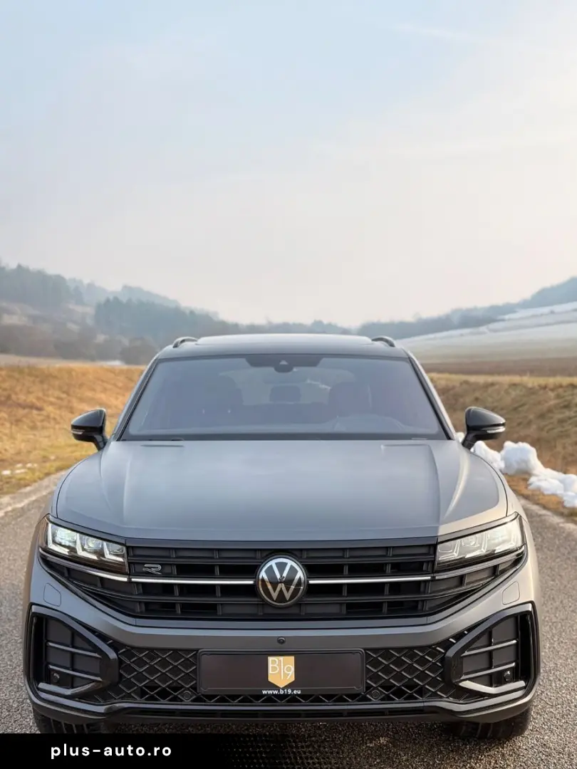 VW Touareg R-Line UNIKAT iQ AHK Stdhzg Softcl