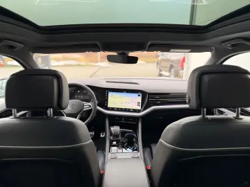 VW Touareg R-Line UNIKAT iQ AHK Stdhzg Softcl