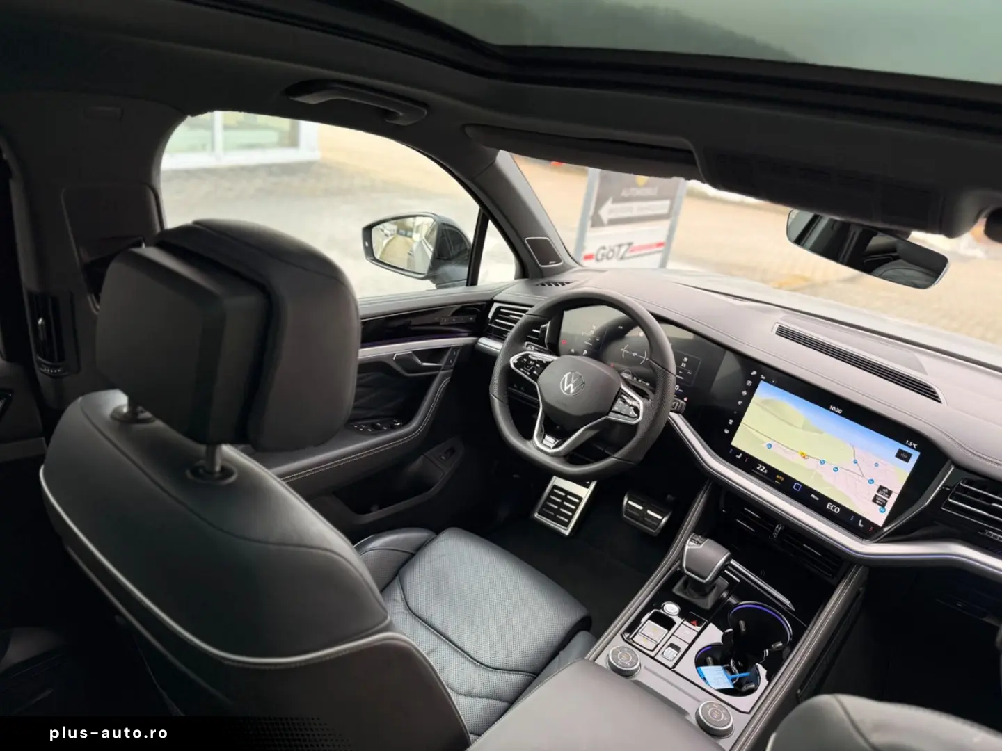 VW Touareg R-Line UNIKAT iQ AHK Stdhzg Softcl