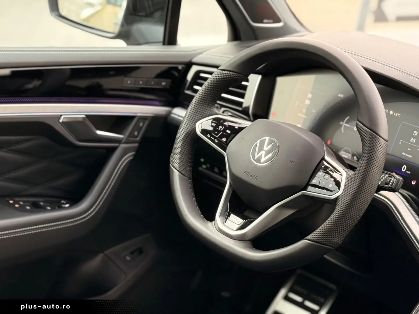 VW Touareg R-Line UNIKAT iQ AHK Stdhzg Softcl