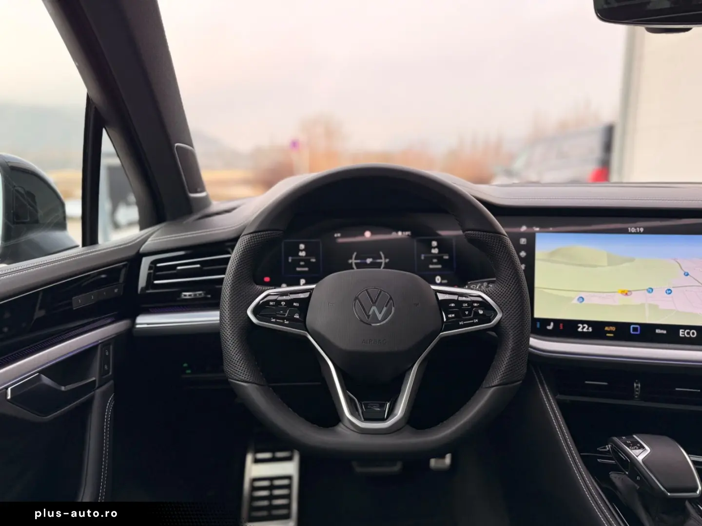 VW Touareg R-Line UNIKAT iQ AHK Stdhzg Softcl