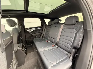 VW Touareg R-Line UNIKAT iQ AHK Stdhzg Softcl