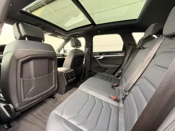 VW Touareg R-Line UNIKAT iQ AHK Stdhzg Softcl