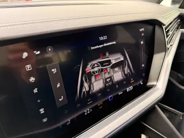 VW Touareg R-Line UNIKAT iQ AHK Stdhzg Softcl