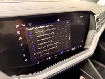 VW Touareg R-Line UNIKAT iQ AHK Stdhzg Softcl