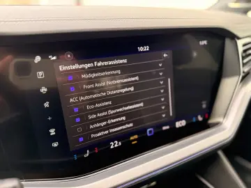 VW Touareg R-Line UNIKAT iQ AHK Stdhzg Softcl