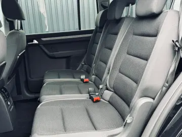 Volkswagen Touran  1.2 BENZINA 105CP  Euro 5  Fab 05.2011