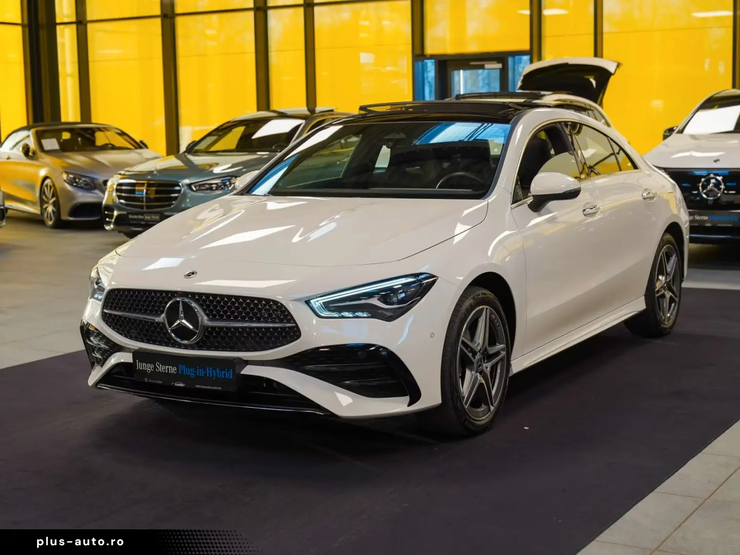 Mercedes-Benz CLA 250 e AMG Line Pano CarPlay