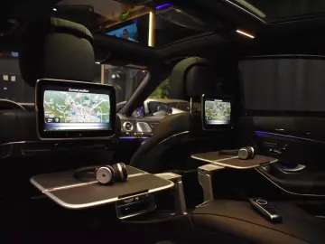 Mercedes-Benz S 63 AMG 5.5 V8 585 CP