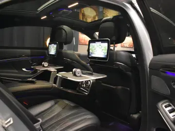 Mercedes-Benz S 63 AMG 5.5 V8 585 CP