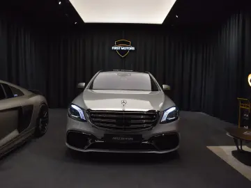 Mercedes-Benz S 63 AMG 5.5 V8 585 CP