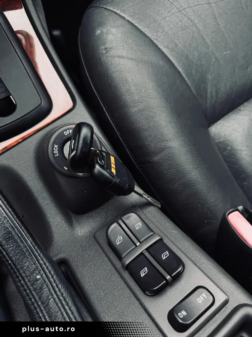 SAAB 9-5   Fab 2001   CUTIE AUTOMATA   2.3 BENZINA 180CP