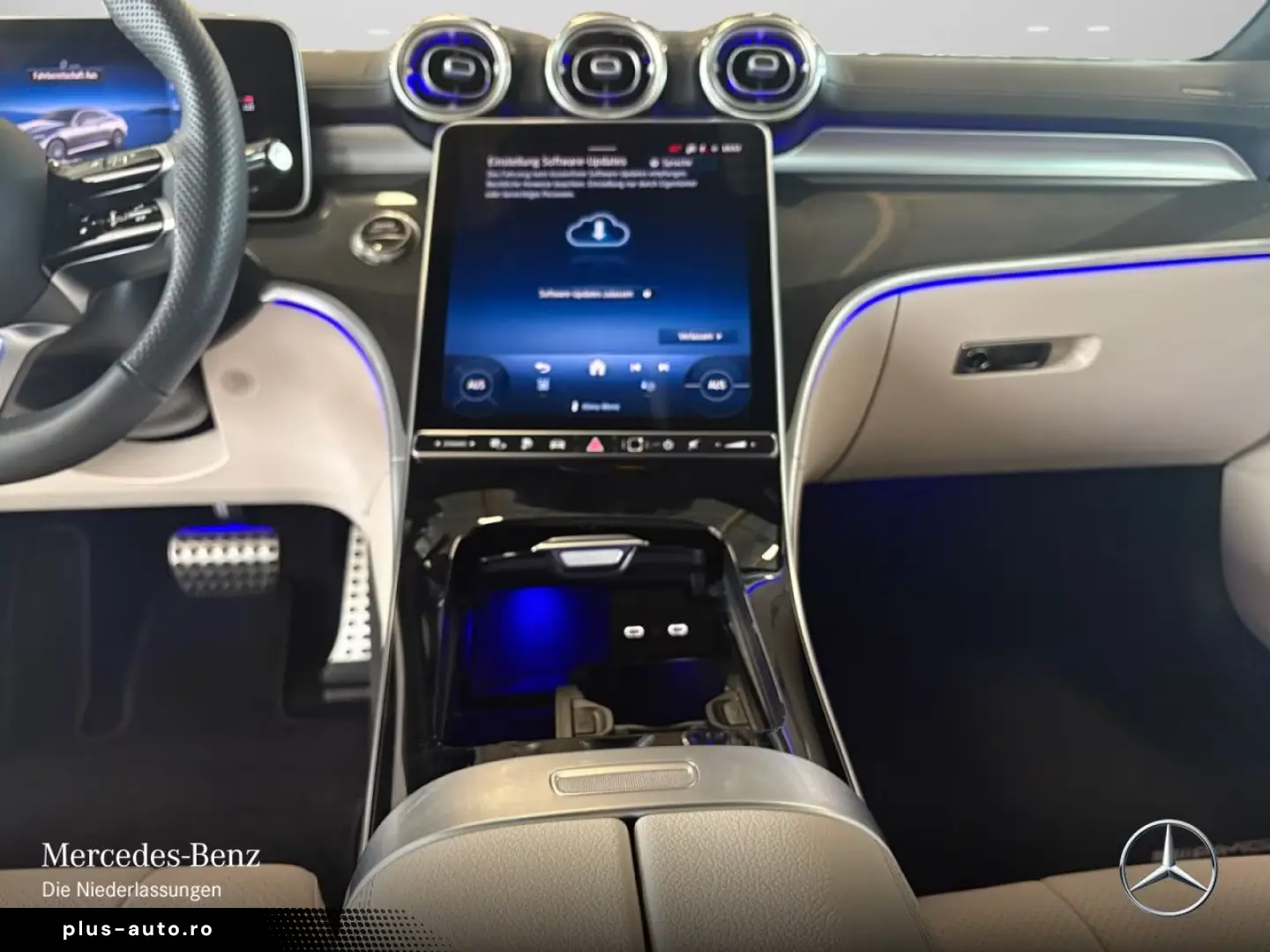 Mercedes-Benz CLE 300 e Cp AMG Adv  Pano Digital Memo