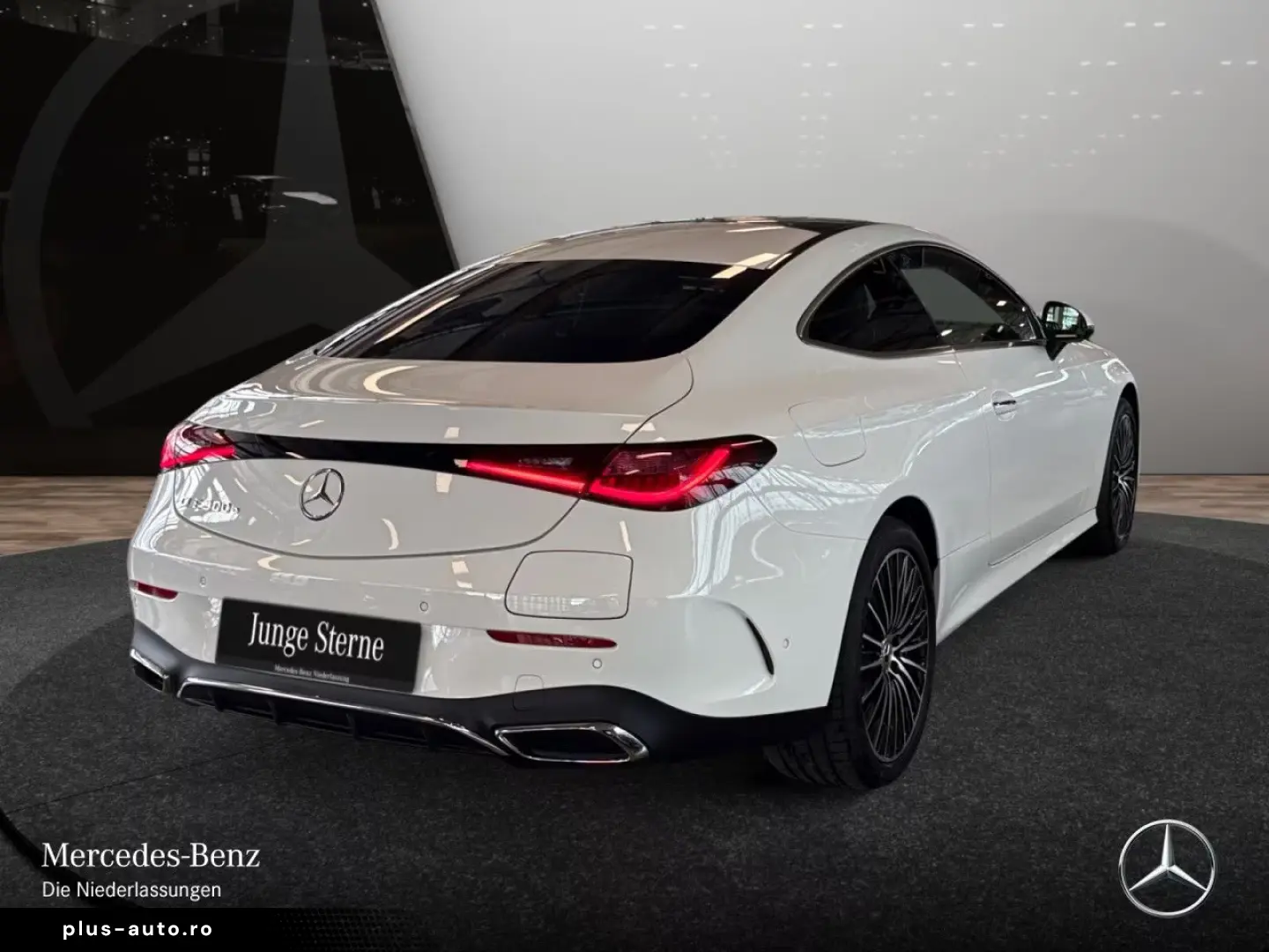 Mercedes-Benz CLE 300 e Cp AMG Adv  Pano Digital Memo