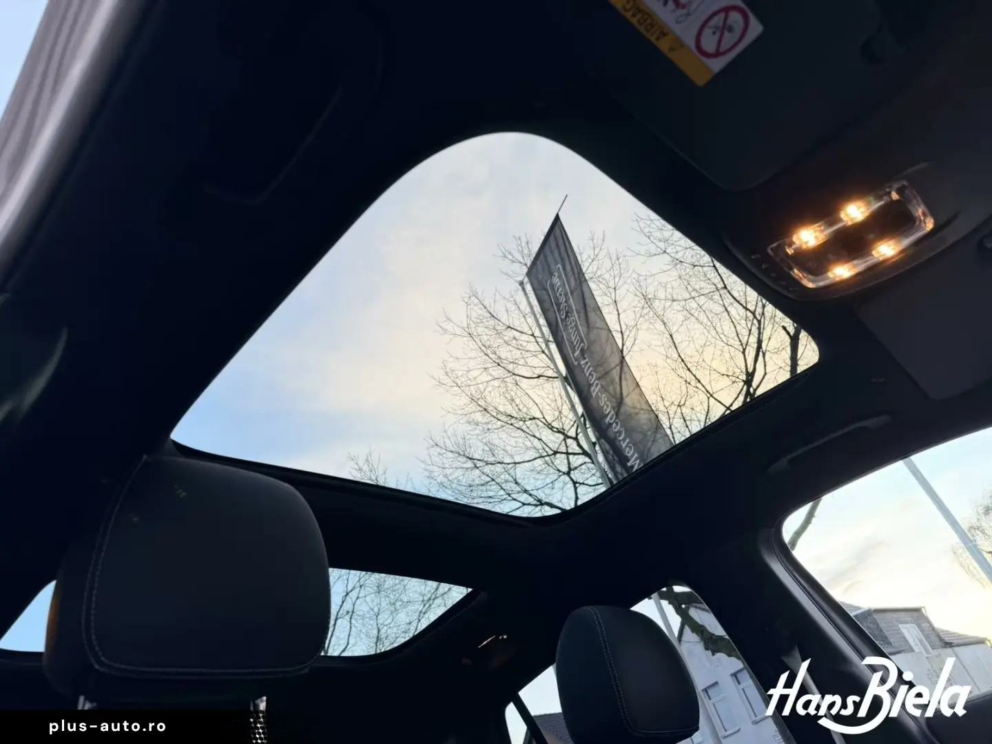 Mercedes-Benz GLA 200 AMG Night 20  Pano LED 360  Dis