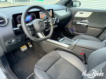 Mercedes-Benz GLA 200 AMG Night 20  Pano LED 360  Dis