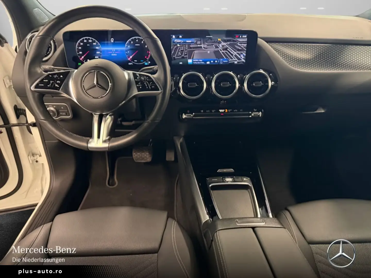 Mercedes-Benz GLA 180 Prog. Adv. PANO AHK MULTI DISTR