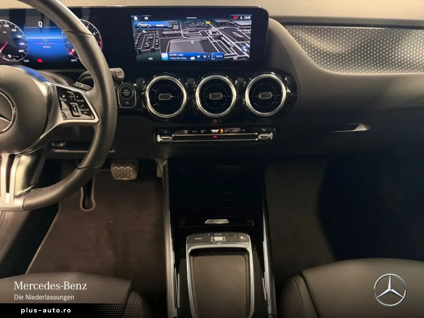 Mercedes-Benz GLA 180 Prog. Adv. PANO AHK MULTI DISTR