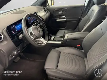 Mercedes-Benz GLA 180 Prog. Adv. PANO AHK MULTI DISTR