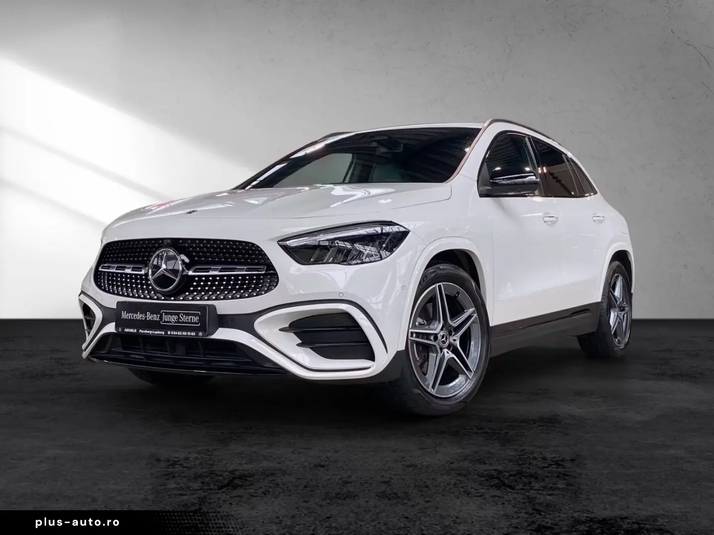 Mercedes-Benz GLA 220 4M AMG Line  360  Distr