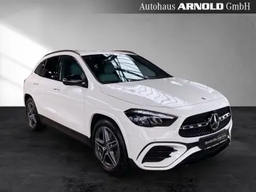 Mercedes-Benz GLA 220 4M AMG Line  360  Distr