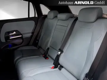 Mercedes-Benz GLA 220 4M AMG Line  360  Distr