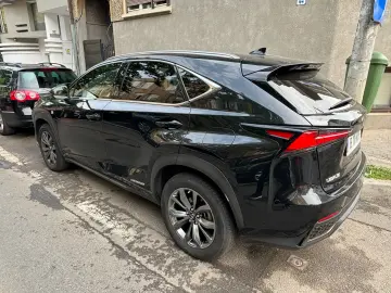 Lexus NX 300