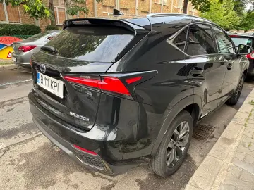 Lexus NX 300