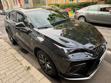 Lexus NX 300
