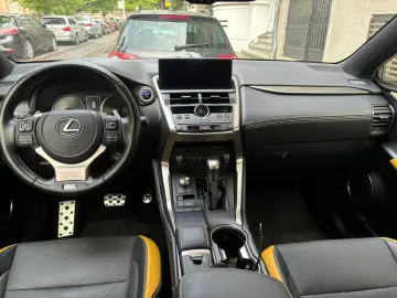 Lexus NX 300