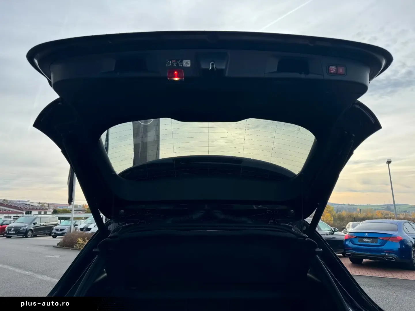 Mercedes-Benz GLA 200 AMG Pano Distr Ambient Multibeam