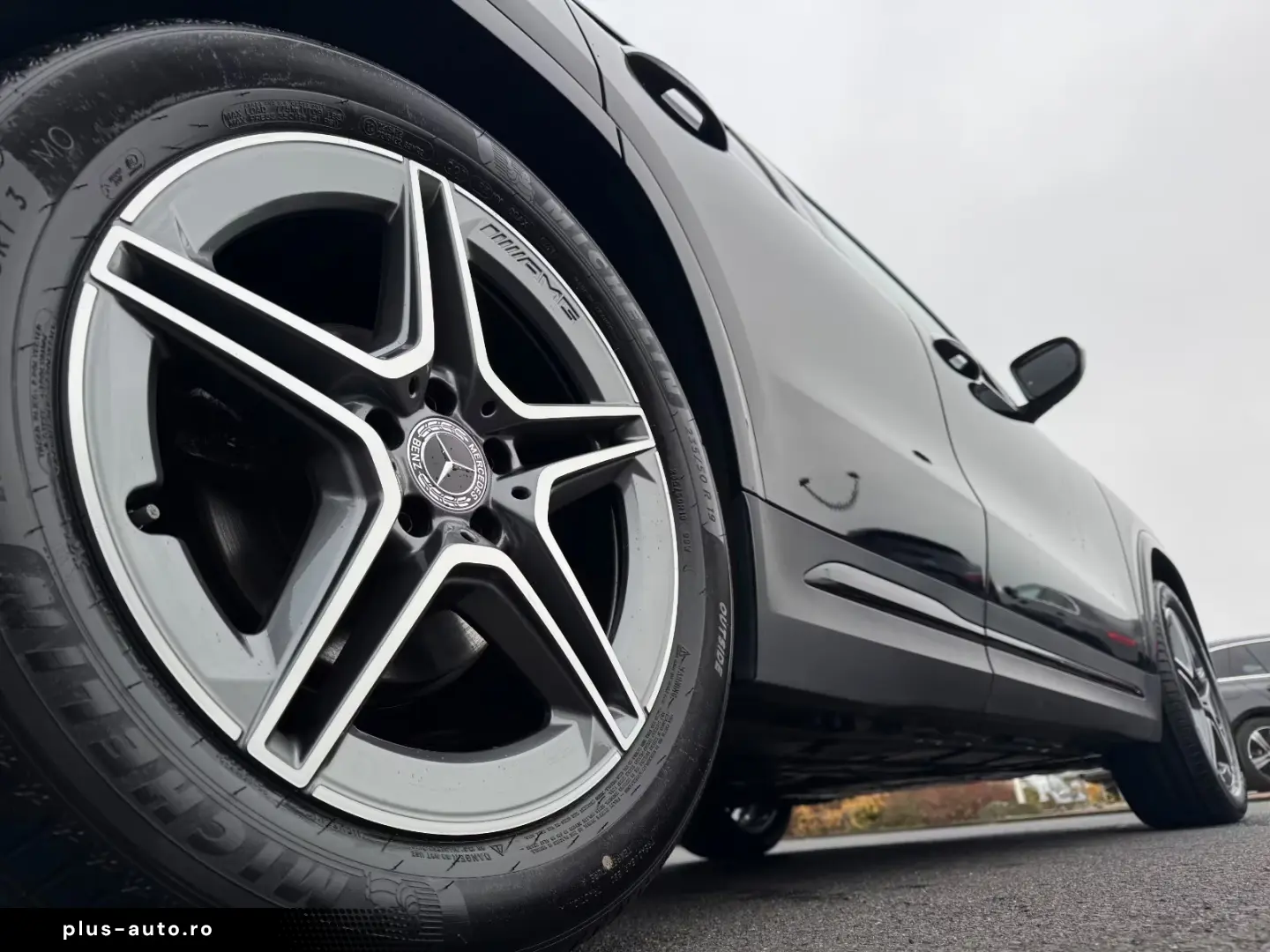 Mercedes-Benz GLA 200 AMG Pano Distr Ambient Multibeam