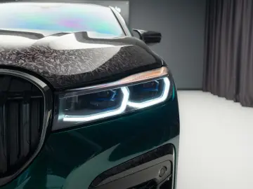 BMW Seria 7 750i xDrive