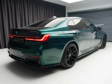 BMW Seria 7 750i xDrive