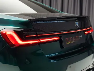 BMW Seria 7 750i xDrive