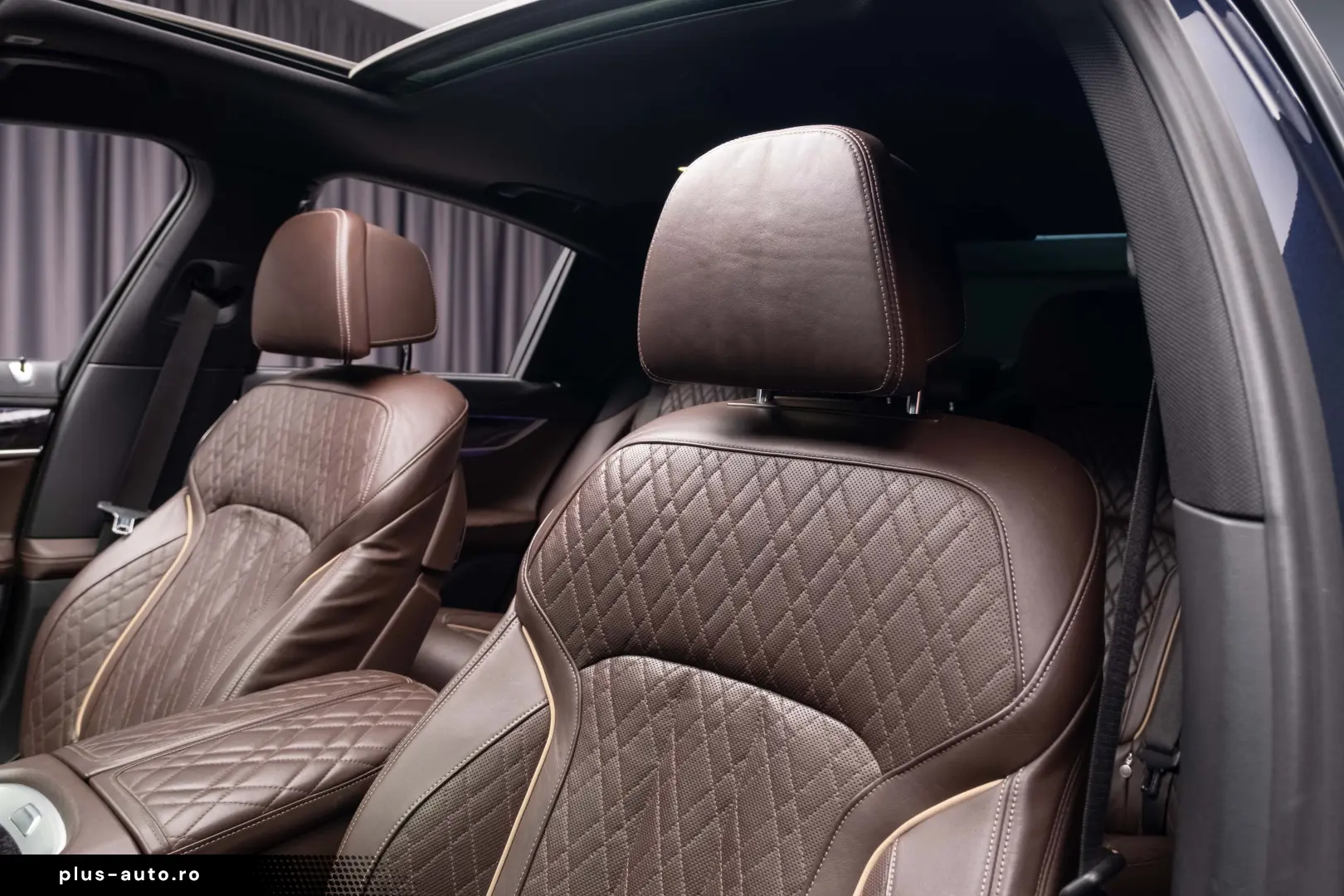 BMW Seria 7 750i xDrive