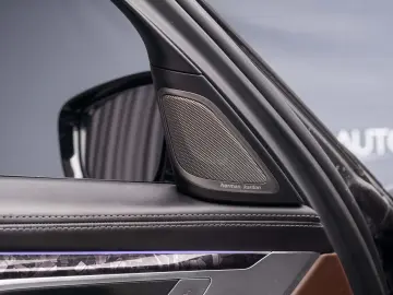 BMW Seria 7 750i xDrive