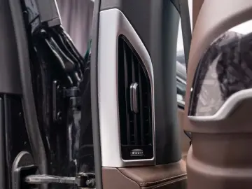 BMW Seria 7 750i xDrive