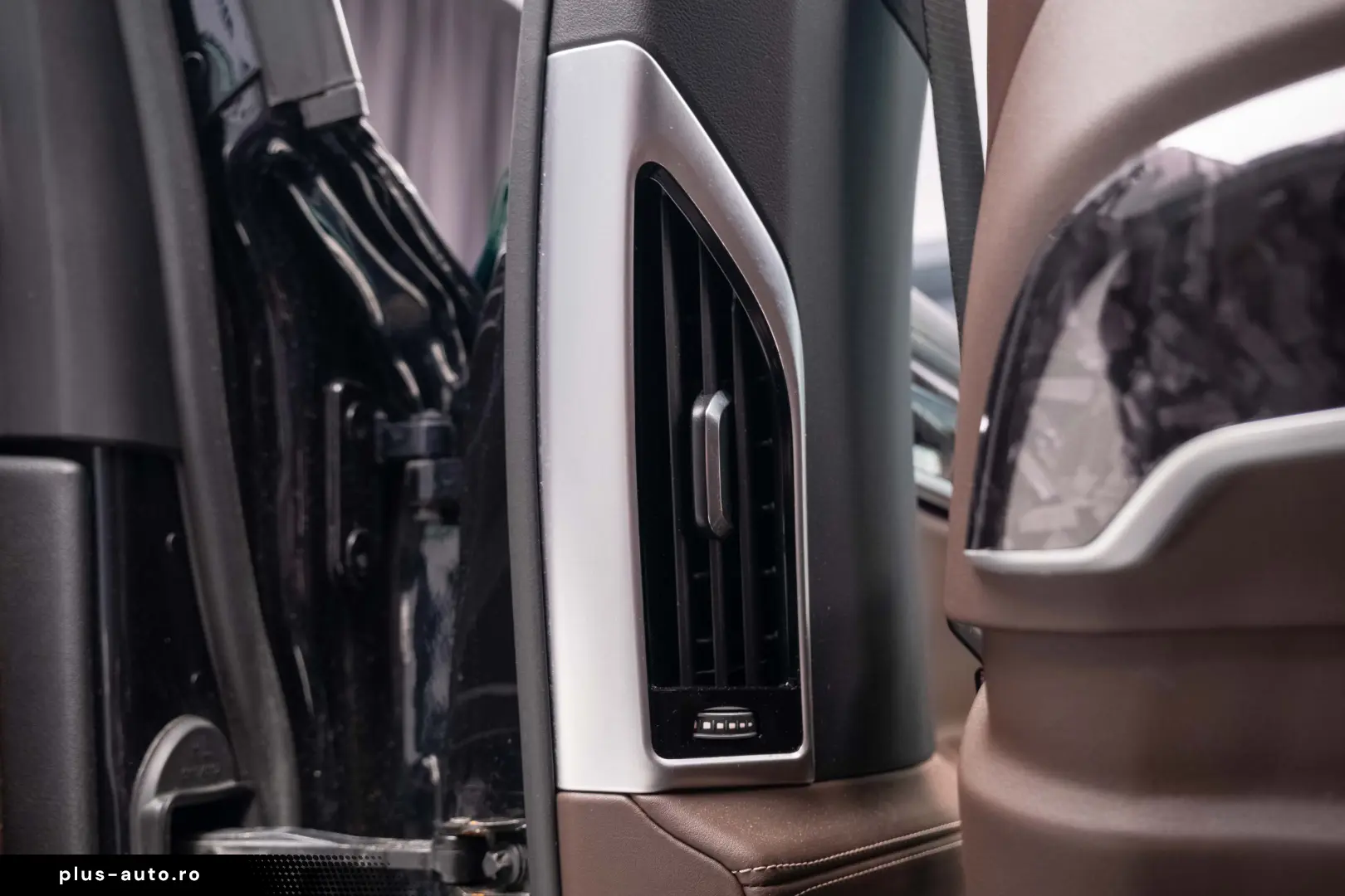 BMW Seria 7 750i xDrive