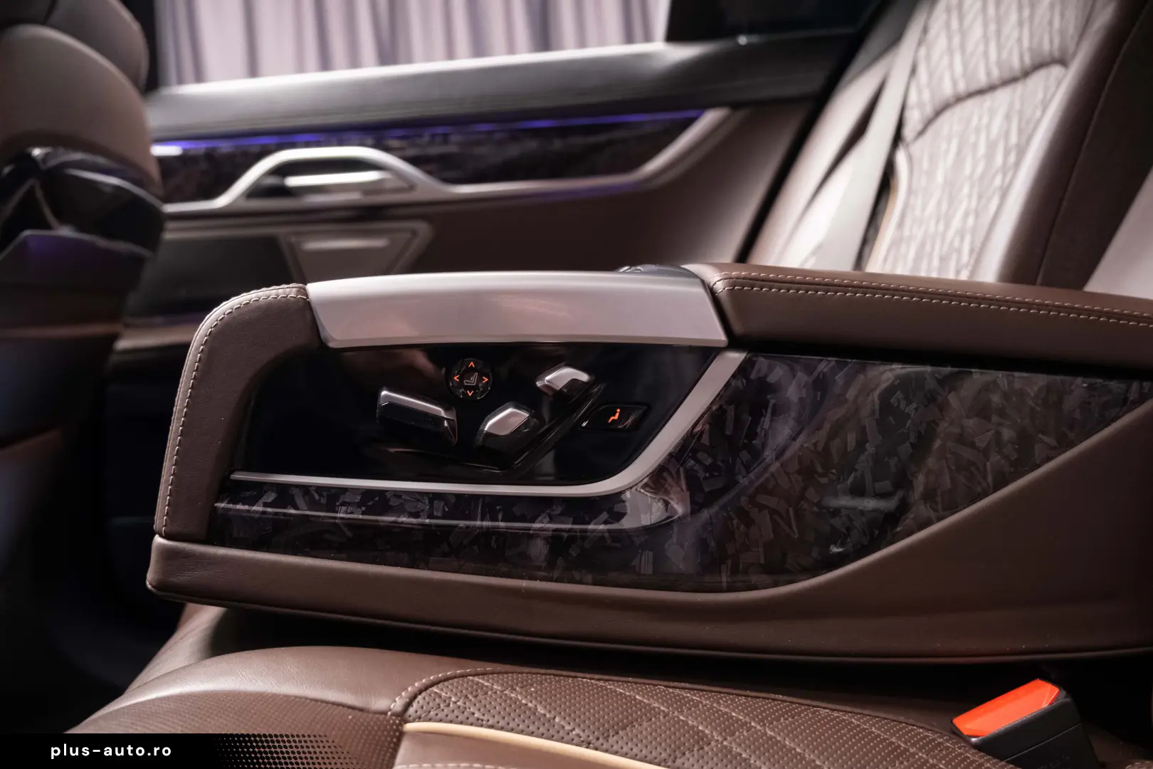 BMW Seria 7 750i xDrive