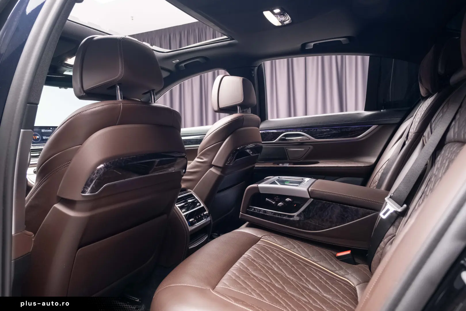 BMW Seria 7 750i xDrive