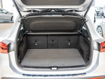 Mercedes-Benz GLA 180 AMG Line